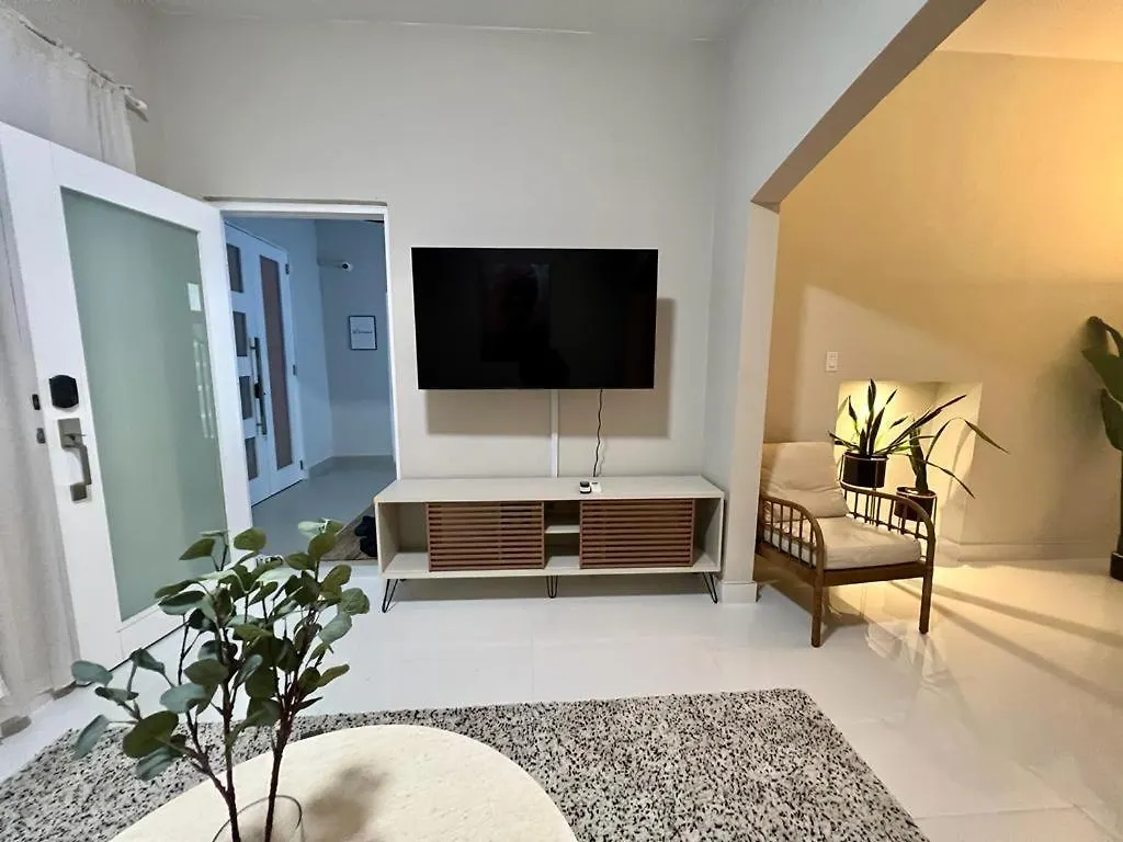 Apartment Stunning 3-Br Apt In Condado San Juan Puerto Rico